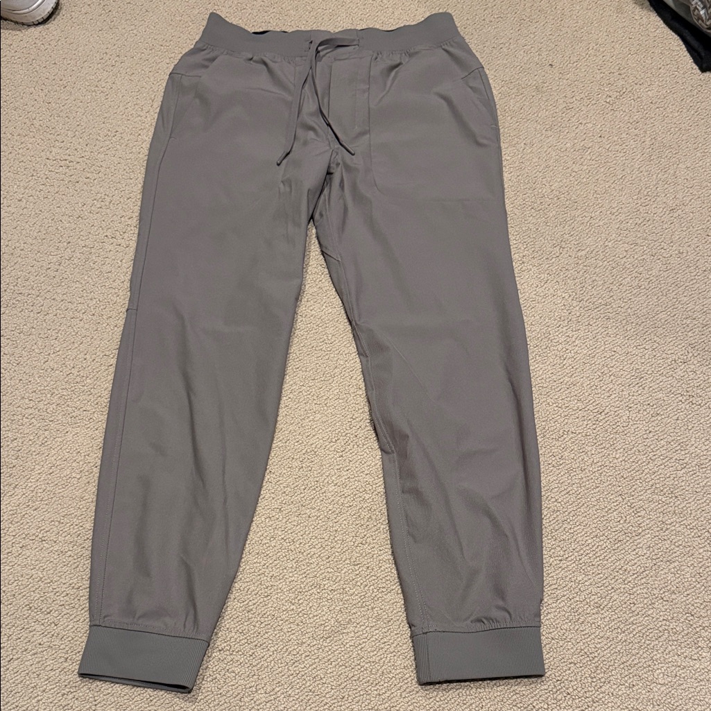 Lululemon Athletica Men's Abc Jogger (Shorter)